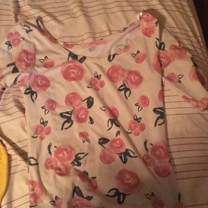 Off the shoulders flower shirt